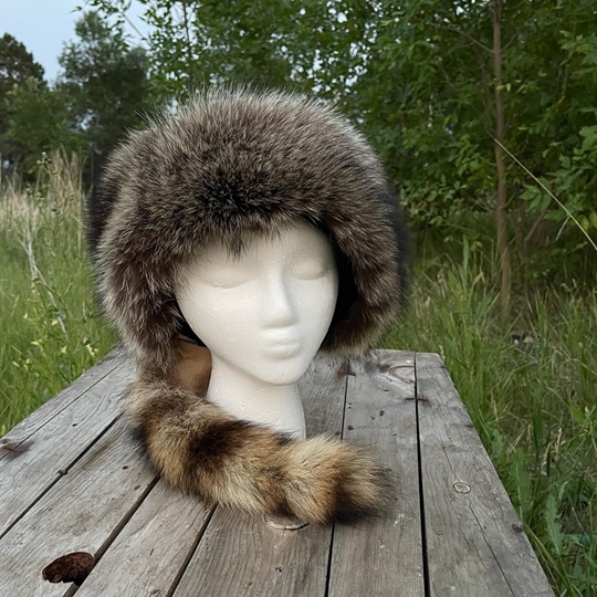 Raccoon Davy Crocket Hat